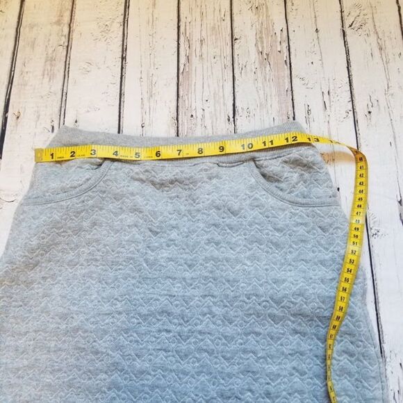 Uniqlo Kids Skirt/XL  - Picture 6 of 8